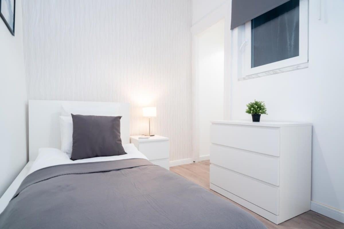 בודפשט Large Apartment At Perfect Central Location מראה חיצוני תמונה